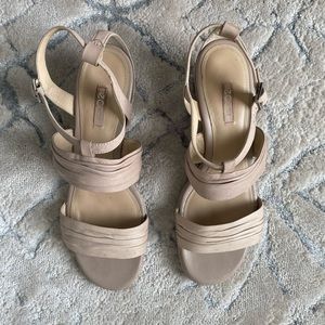 ECCO Cream Leather Adjustable Strap Sandal